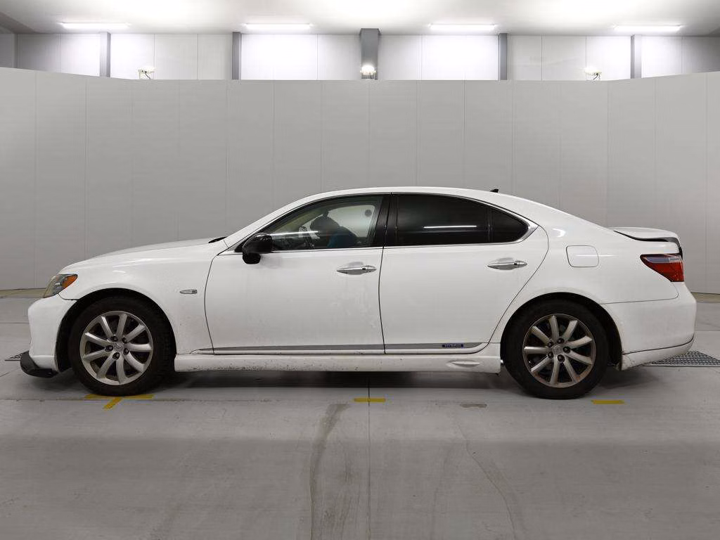 LEXUS LS600H