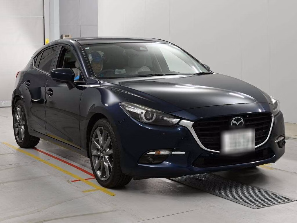 MAZDA AXELA