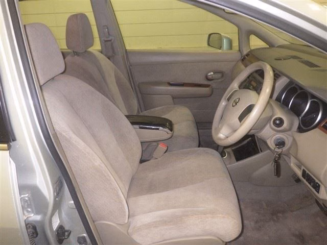 NISSAN TIIDA LATIO