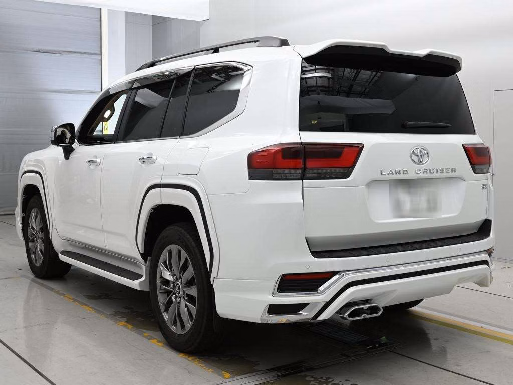 TOYOTA LAND CRUISER
