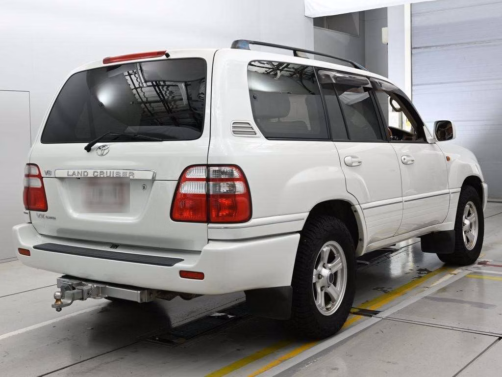 TOYOTA LAND CRUISER