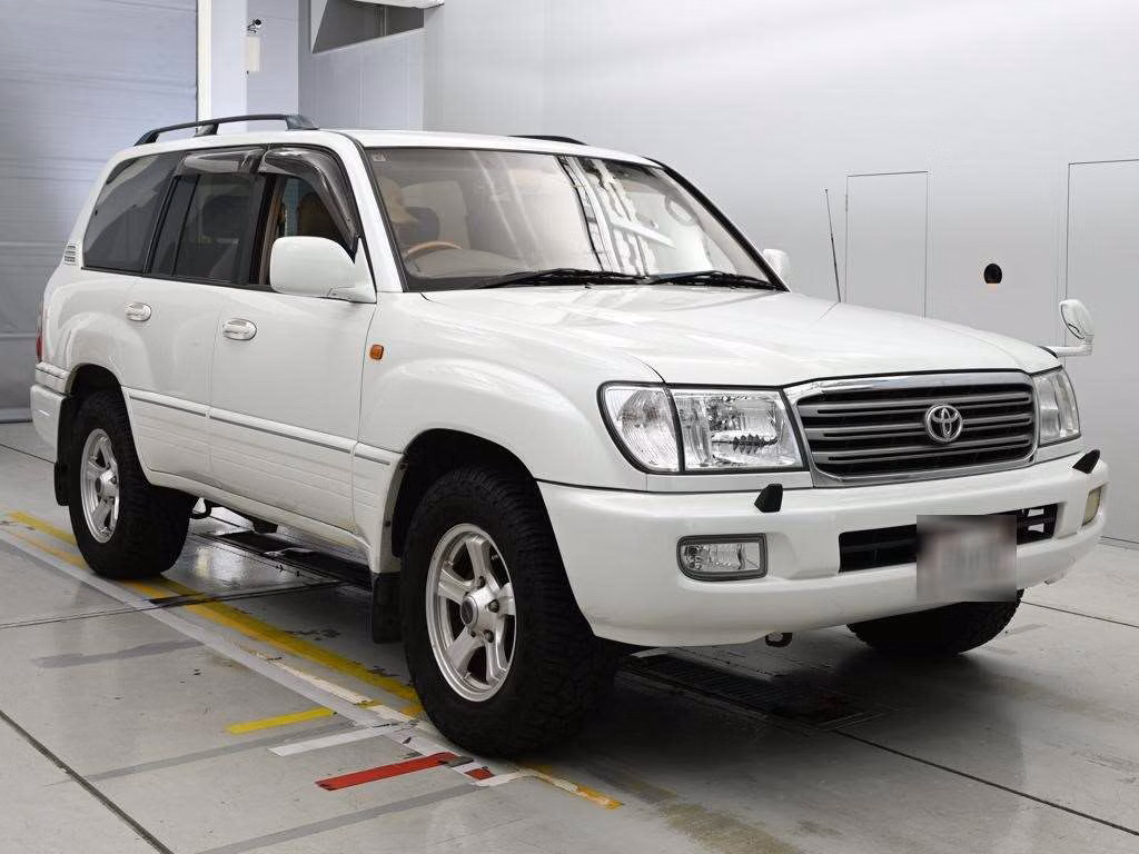 TOYOTA LAND CRUISER