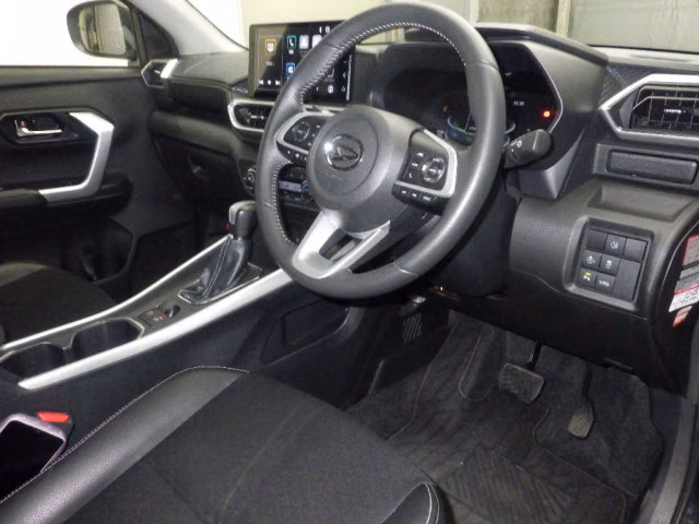 DAIHATSU ROCKY