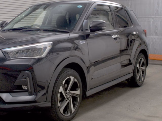 DAIHATSU ROCKY