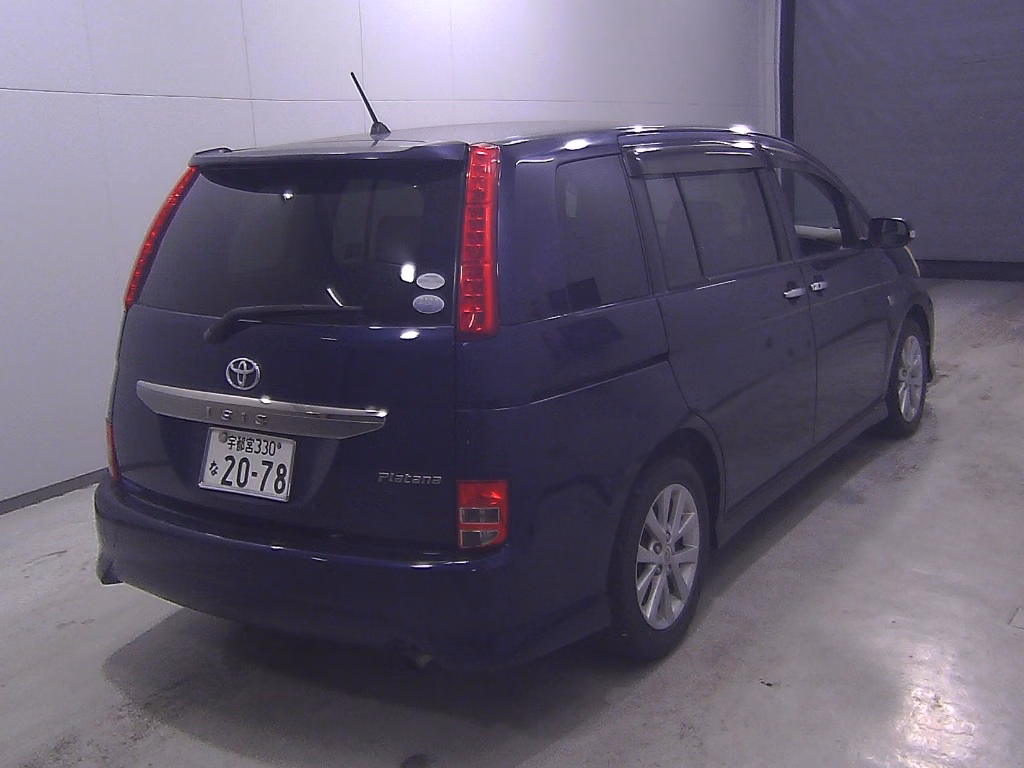 TOYOTA ISIS