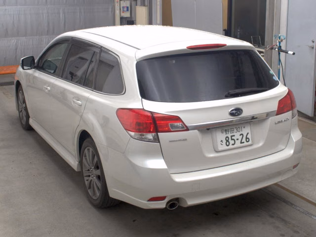 SUBARU LEGACY