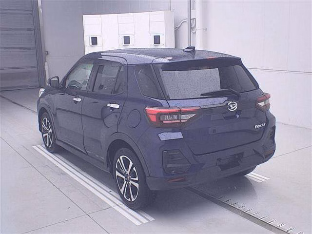 DAIHATSU ROCKY
