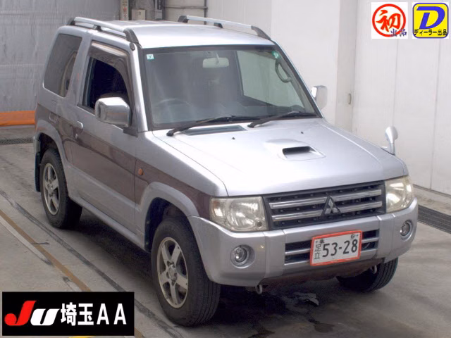 MITSUBISHI PAJERO MINI
