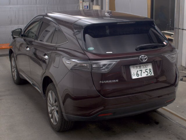 TOYOTA HARRIER