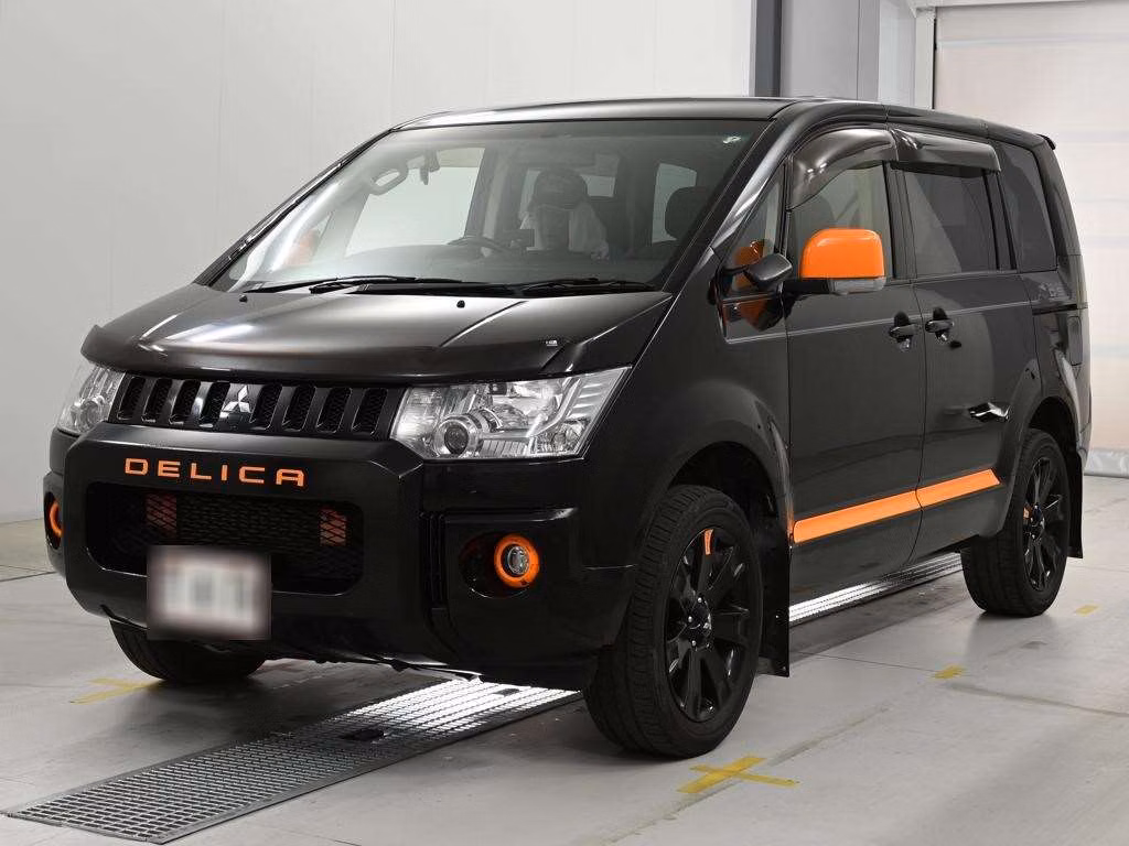 MITSUBISHI DELICA D:5