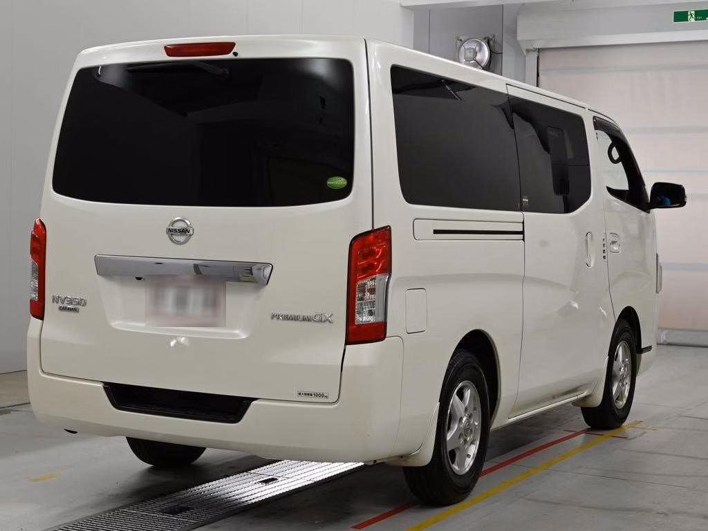 NISSAN NV350 CARAVAN