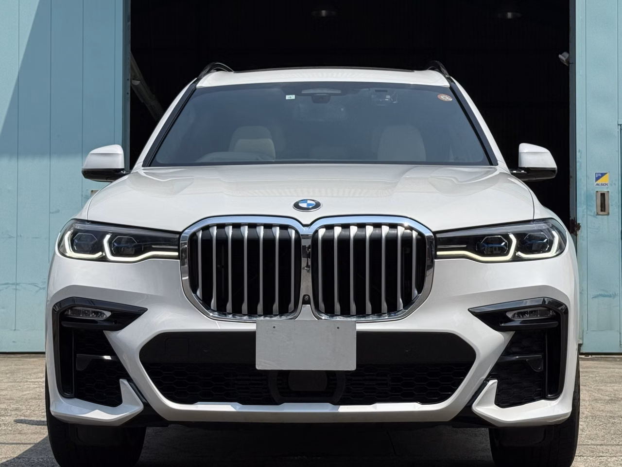 BMW X7