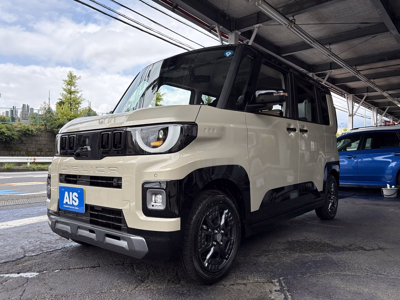 Mitsubishi Delica Mini
