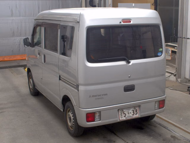 MITSUBISHI MINICAB