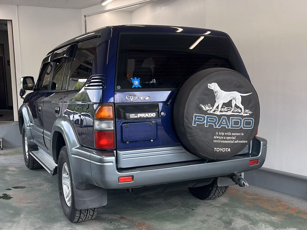 TOYOTA LAND CRUISER PRADO