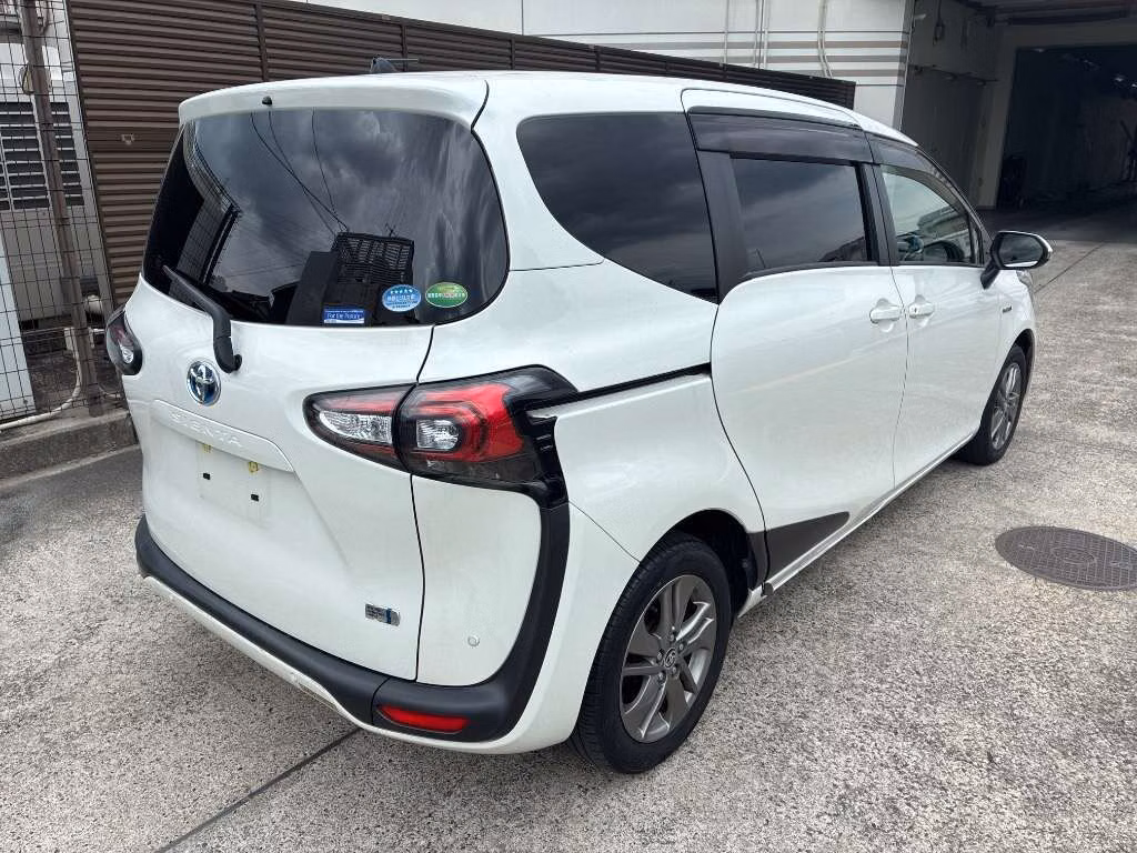 TOYOTA SIENTA