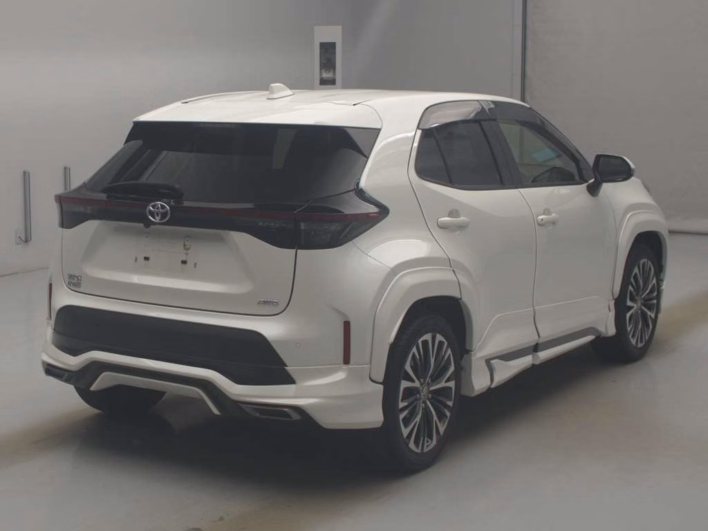 TOYOTA YARIS CROSS