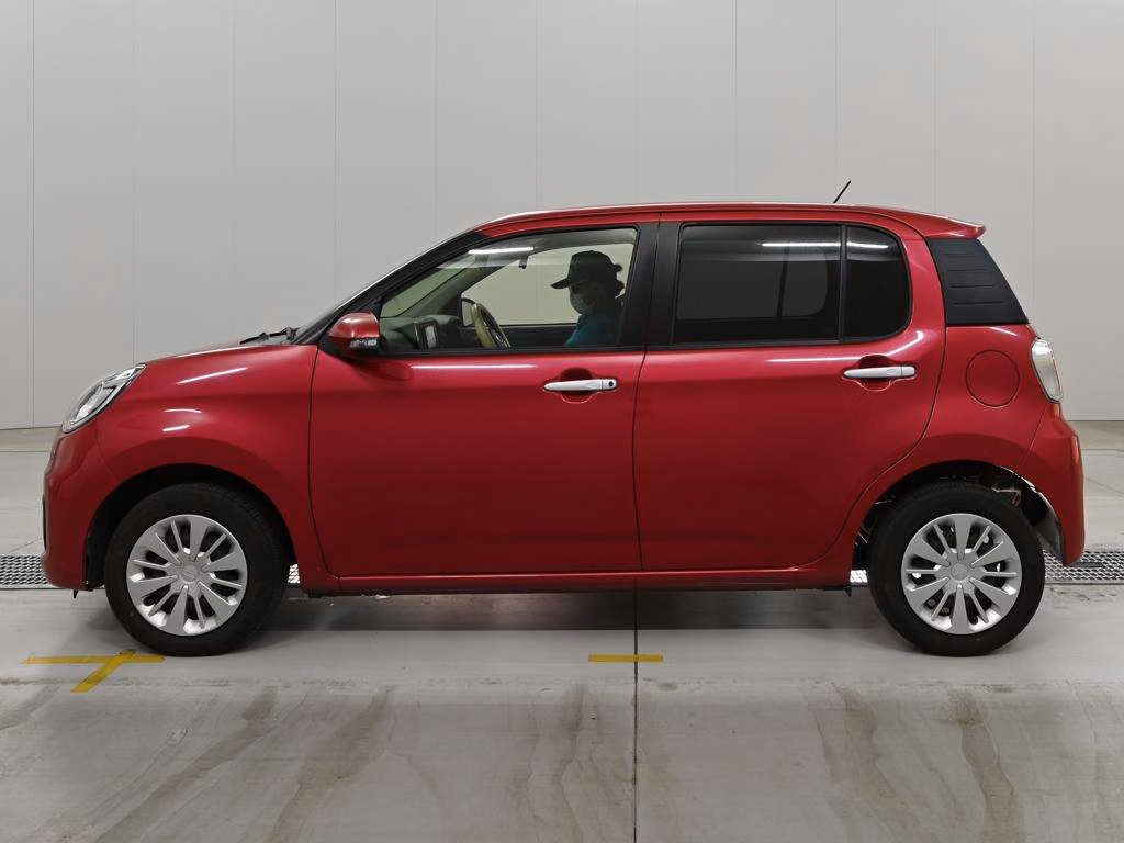 DAIHATSU BOON