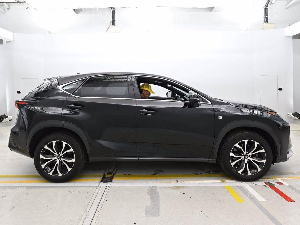 LEXUS NX200T