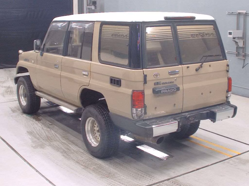 TOYOTA LAND CRUISER PRADO