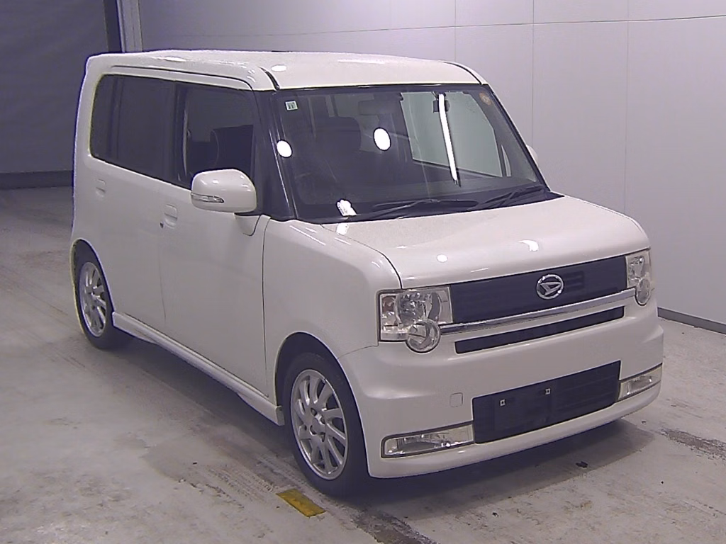 DAIHATSU MOVE CONTE