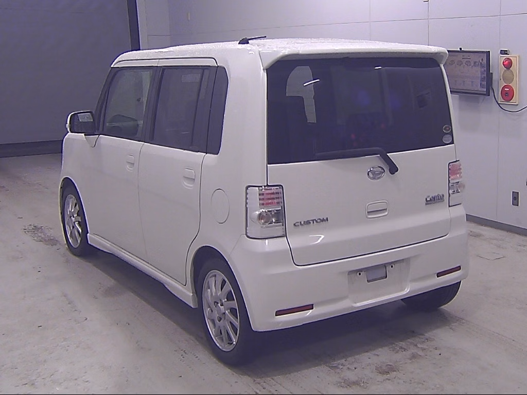 DAIHATSU MOVE CONTE