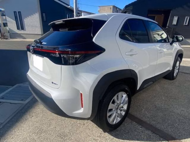 TOYOTA YARIS CROSS