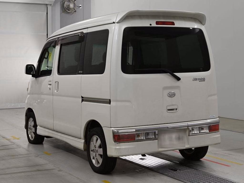 DAIHATSU ATRAI