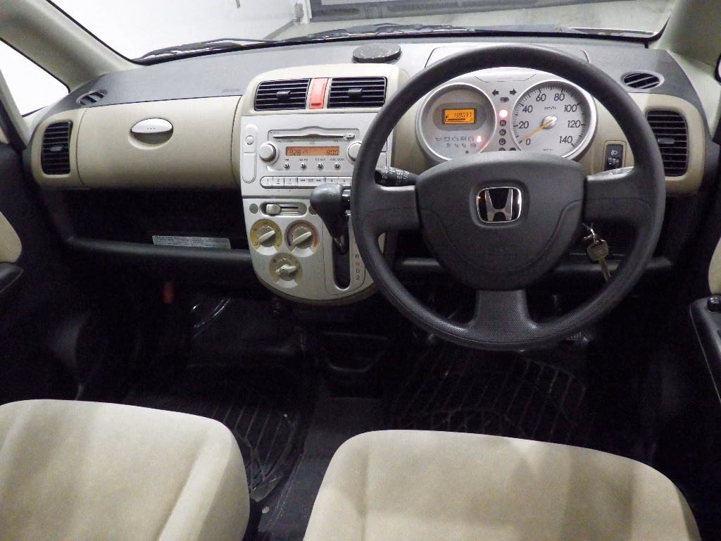 HONDA LIFE