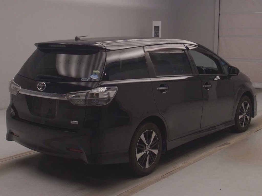 TOYOTA WISH