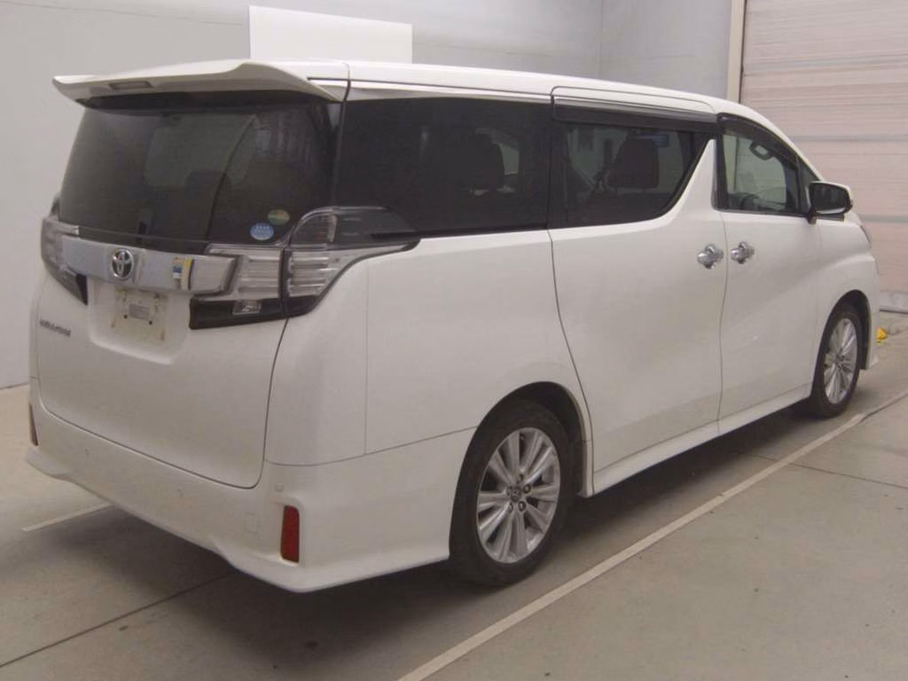 TOYOTA VELLFIRE