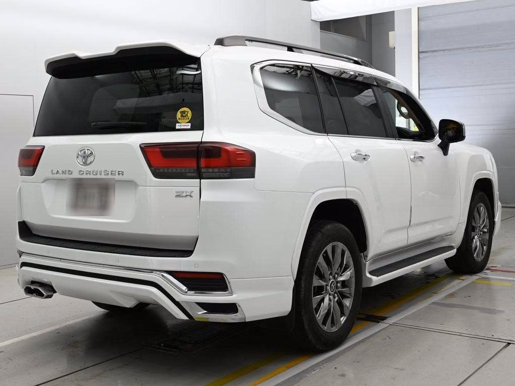 TOYOTA LAND CRUISER