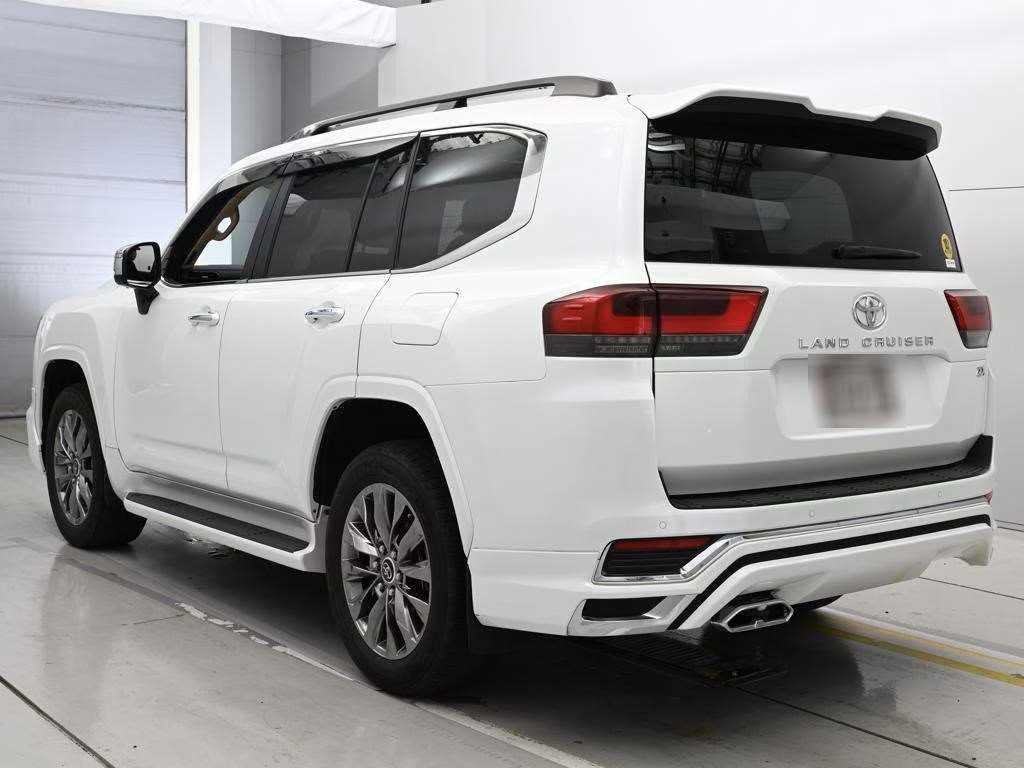 TOYOTA LAND CRUISER