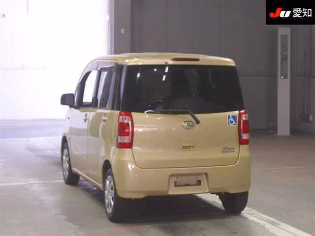 DAIHATSU TANTO EXE