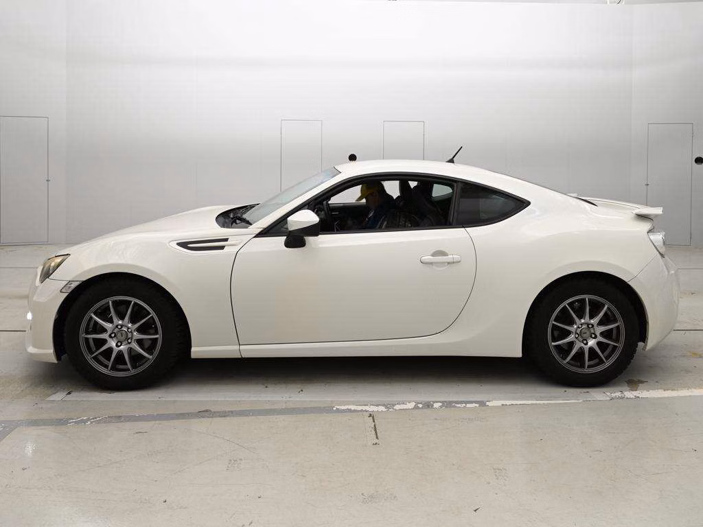 SUBARU BRZ