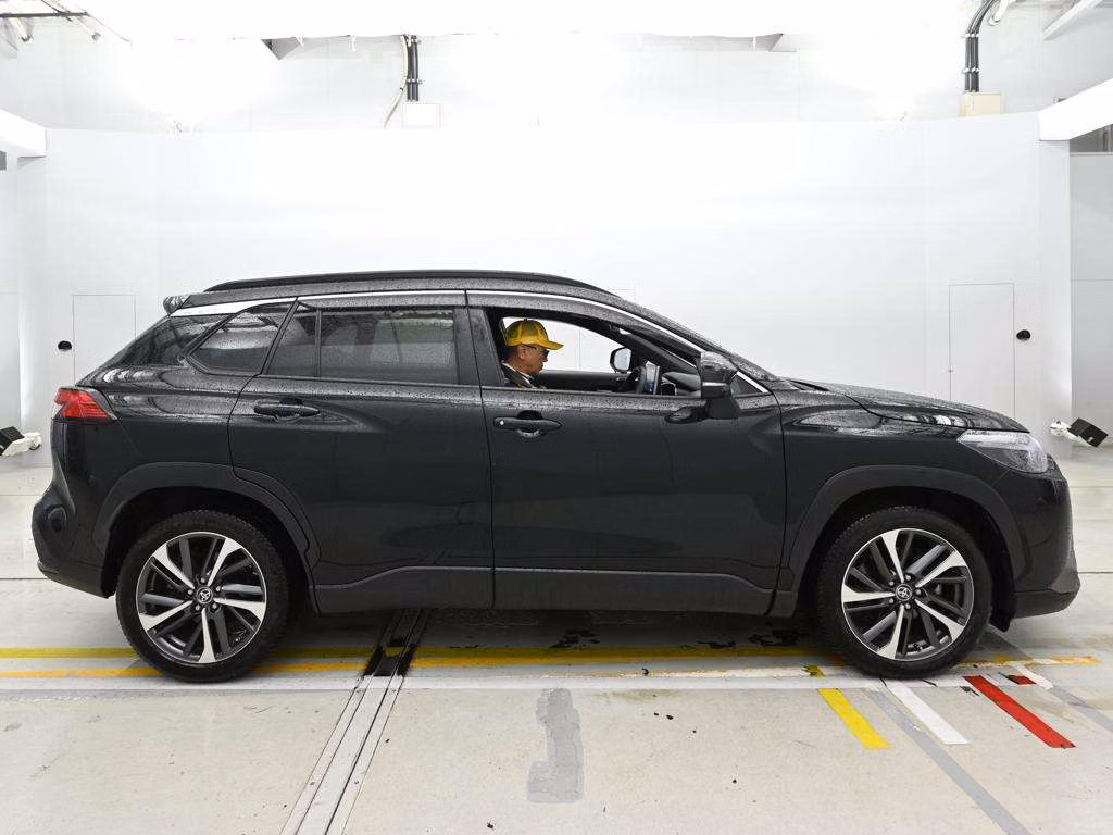 TOYOTA COROLLA CROSS