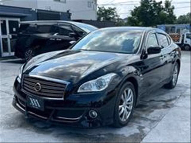 NISSAN FUGA