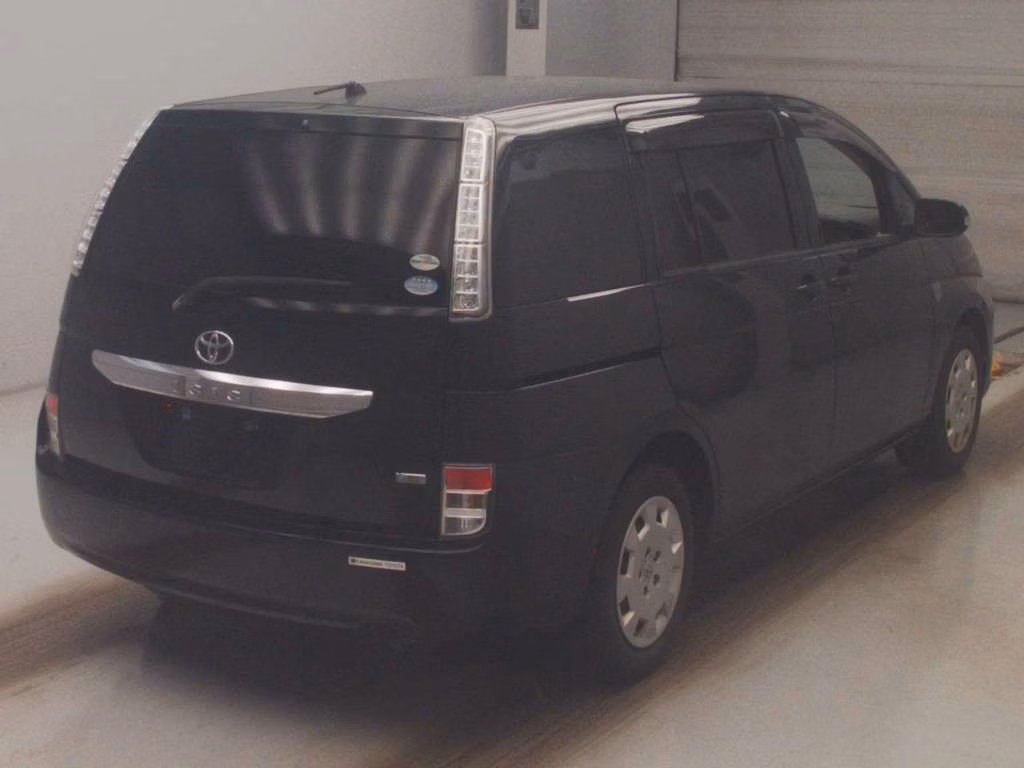 TOYOTA ISIS