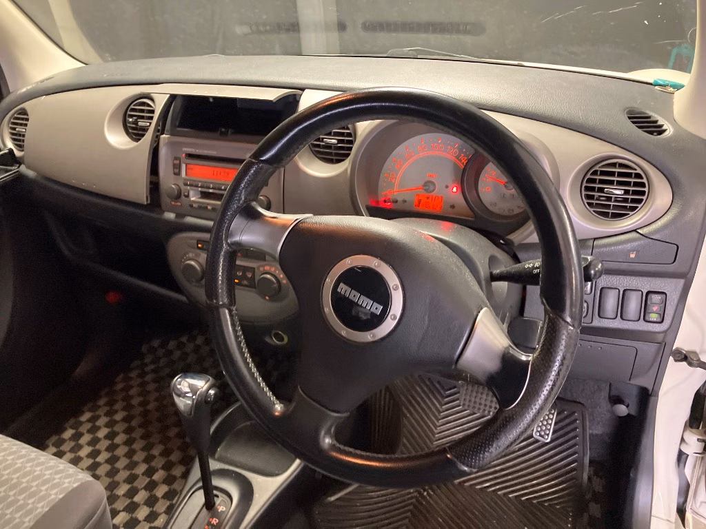 DAIHATSU MIRA GINO