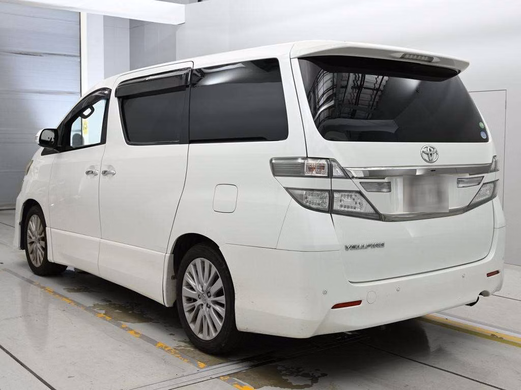 TOYOTA VELLFIRE