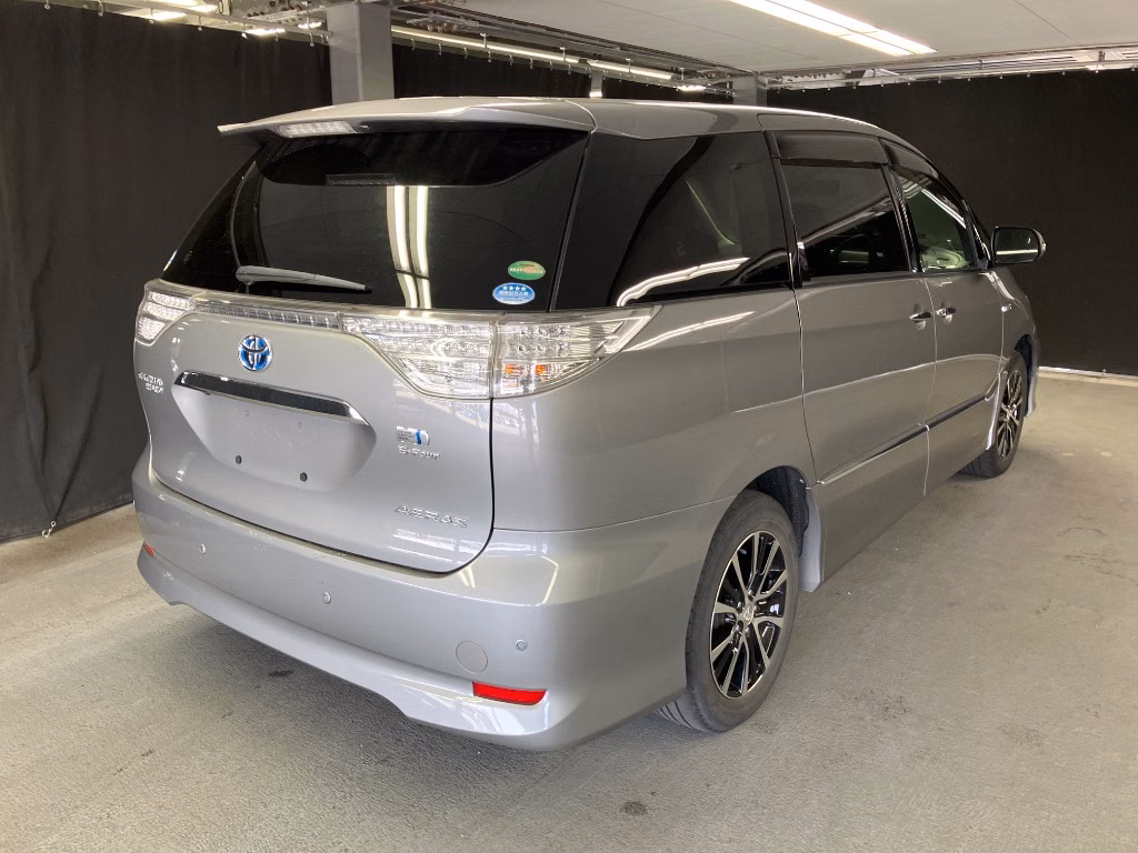 TOYOTA ESTIMA