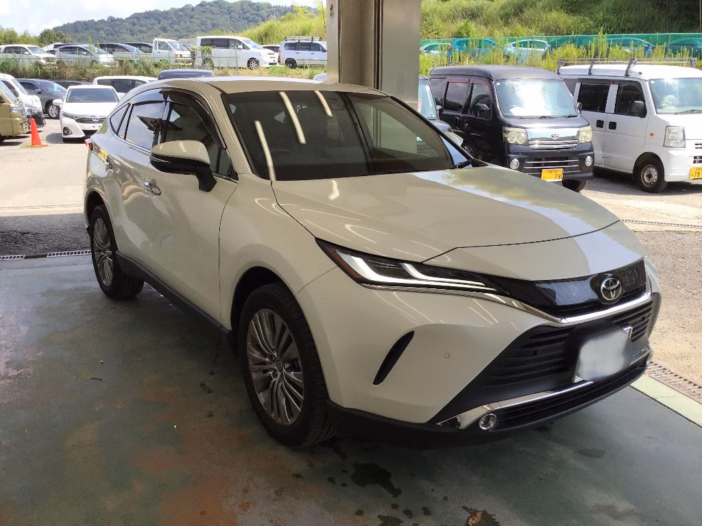 TOYOTA HARRIER