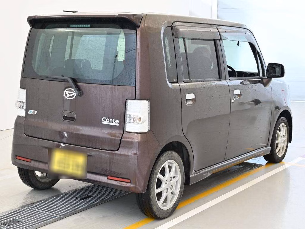 DAIHATSU MOVE CONTE