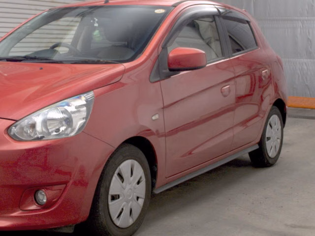 MITSUBISHI MIRAGE