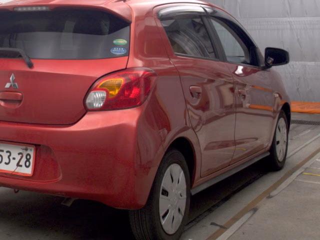 MITSUBISHI MIRAGE