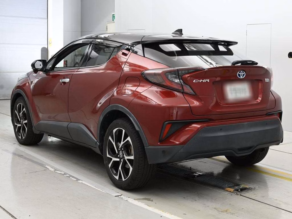 TOYOTA C-HR