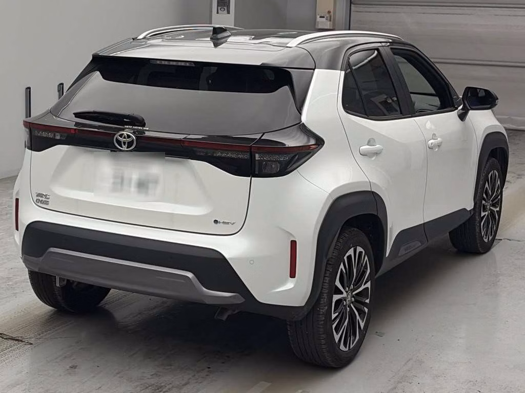 TOYOTA YARIS CROSS