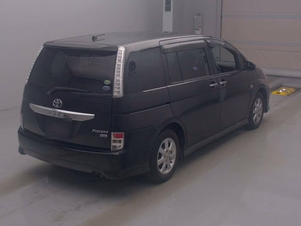 TOYOTA ISIS