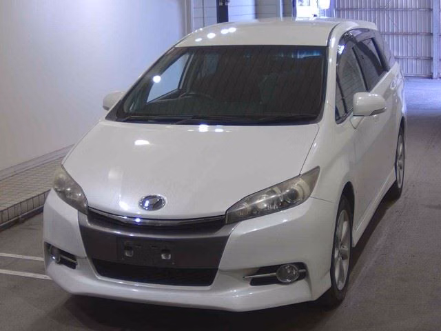TOYOTA WISH