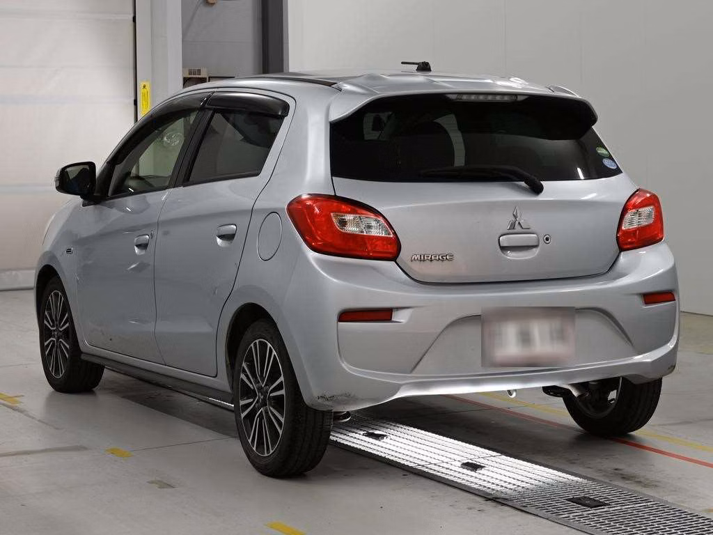MITSUBISHI MIRAGE
